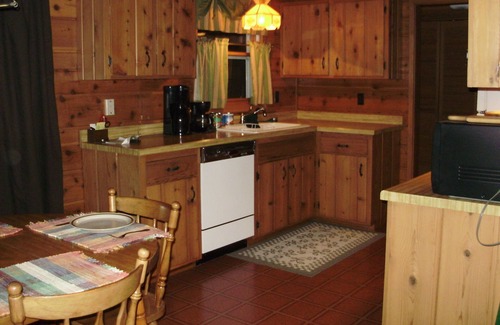 Conover Cabina | Cabaña Northwoods en el lago de 900 acres con muelle privado