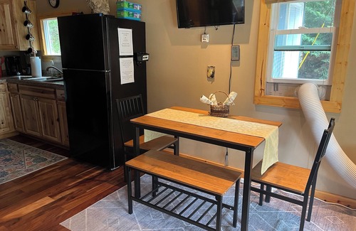 Rhinelander Cabina | Northwoods Lakeside Cabin on Pristine Fishing Lake