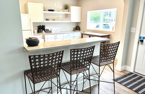 Norton Shores Casa | Norton Shores house sleeps 6, walking distance to Maranatha, and Lake Michigan.