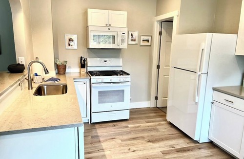 Norton Shores Casa | Norton Shores house sleeps 6, walking distance to Maranatha, and Lake Michigan.