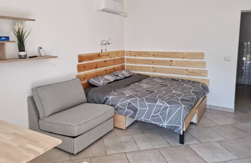 Tolmin Apartamento | Nortra apartment no.3---comfortable room and private parking.