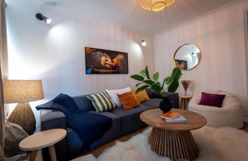 Norwich Casa | Norwich - House - Sleeps 7 - Parking - Garden