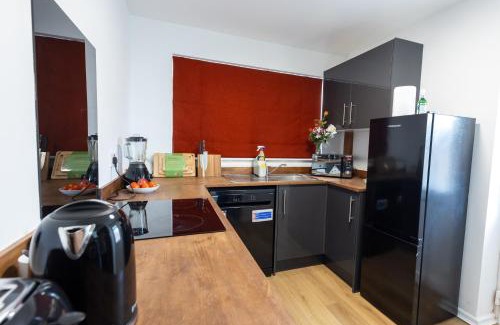 Norwich Casa | Norwich - House - Sleeps 7 - Parking - Garden