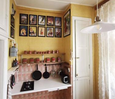 Luganuse Apartamento | Nostalgic Retro Apartment