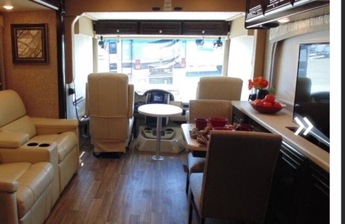 Lake George Casa | Not CAMPING but….GLAMPING