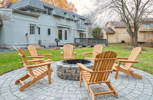 Granger Casa | Notre Dame Dream – 4 mi to Campus & Hot Tub & Heated Pool & Fire Pit & Game Room