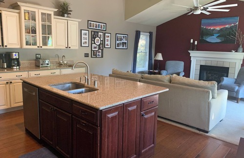 South Bend Casa | Notre Dame Games, big house close to campus