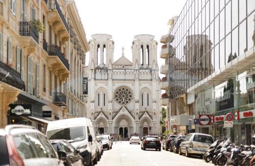 Centre Ville-Gare Hotel | Notre Dame Hotel - Self Check-in