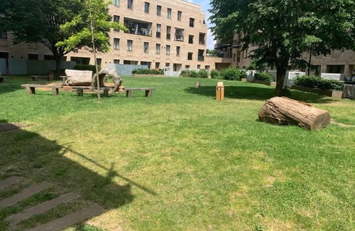 Notting Dale Apartamento | Stunning 2-Bed Apt & balcony in Notting Hill