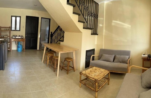Puerto Princesa City Centre Casa | Nottingham Villas House