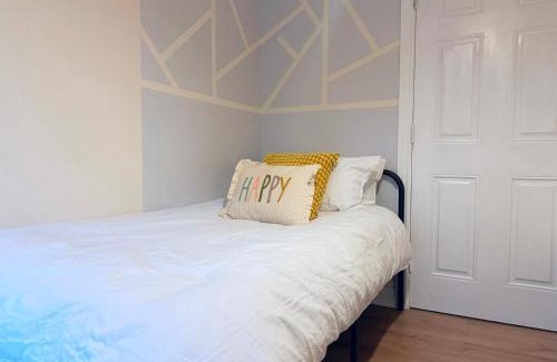 Stapleford Casa | Nottingham Violet