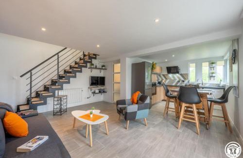 Thelloise Casa | Nou kontan vwe-zot