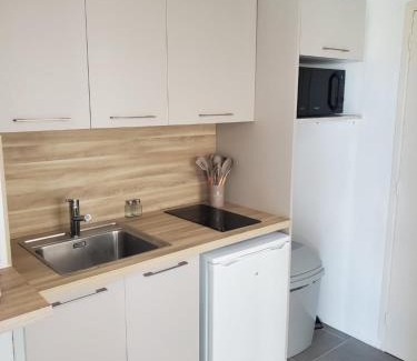 Perols Apartamento | Nouveau Appartement PEROLS rénové en 2024