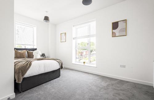 Birmingham Casa | Nova Living - Perfect for Short and Long Stays and Relocators