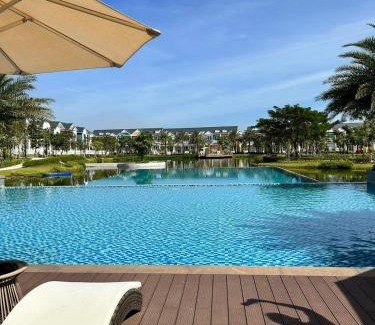 Phan Thiet Apartamento | Novaworld Phan Thiết Bình Thuận view bể bơi, gần biển, 4PN chủ nhà host can speak English