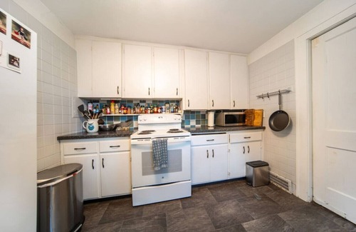 Novelty Apartamento | Novelty Wooded Retreat, 3 b 2 b