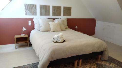 Bruz Apartamento | November Charlie, appartement en centre ville de Bruz