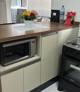 Canto do Forte Apartamento | Novo Apto Canto do Forte, Rua Praia Vista Montanha, com Wi Fi, HomeBeach10, 01 Vaga de Garagem, Melhores Restaurantes ao lado