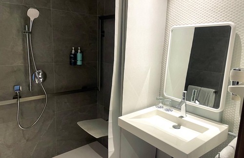 Gombe Hotel | Novotel Kinshasa La Gombe