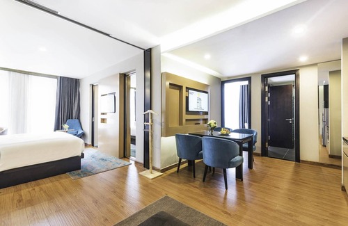 Dich Vong Hau Hotel | Novotel Suites Hanoi