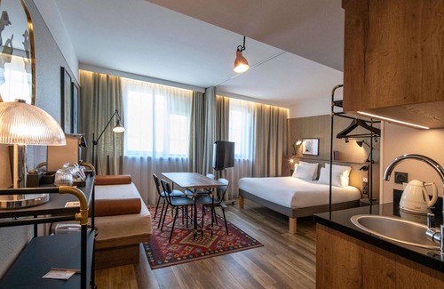 L'Arenas Hotel | Novotel Suites Nice Airport