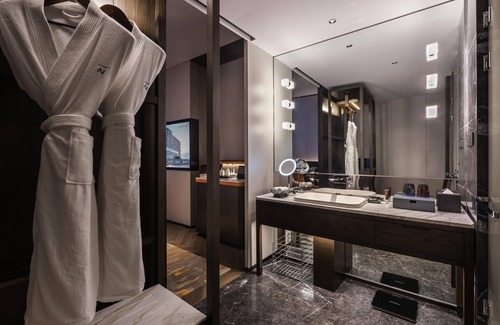 Weiyang Hotel | Novotel Xian Xixian