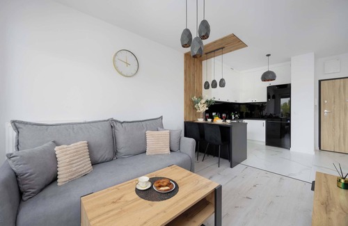Lodz Apartamento | Nowe Sady 85 | Łódź | Stylish Apartment | Close to the Airport