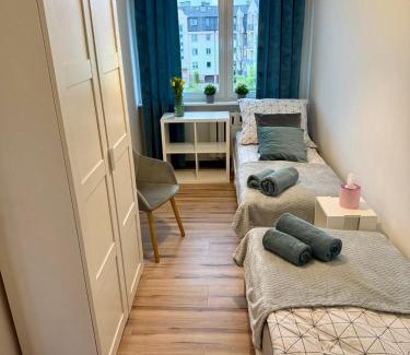 Szczecinek Apartamento | Nowoczesne, jasne, trzypokojowe mieszkanie-pełne wyposażenie, Wi-fi, parking