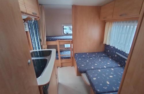 Chalupy Otro | Nowoczesne przyczepy kempingowe Chałupy Royal-Camp