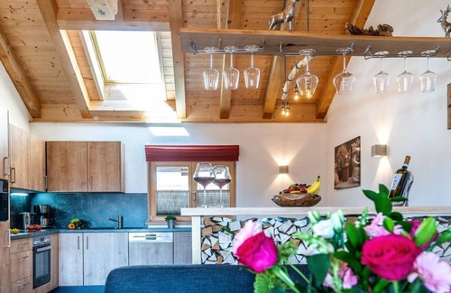 Wallgau Apartamento | "Nr. 2" apartment Wetterstein, 2 bedrooms, shower, WC - Geierstanger, country house