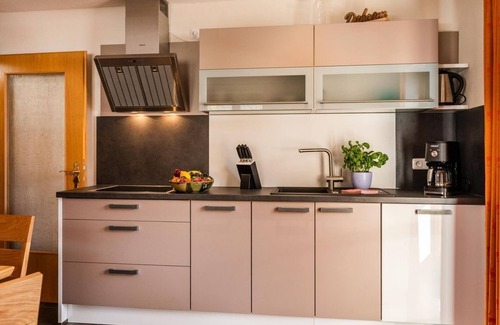 Wallgau Apartamento | "Nr. 5" apartment Finzbach, 2 bedrooms, shower, WC - Geierstanger, country house