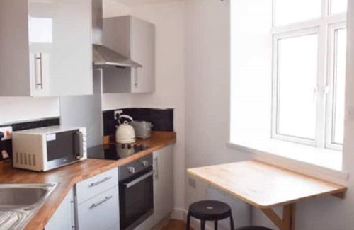 Leicester City Centre Apartamento | NR GRAND HOTEL-MASTER BEDROOM WITH A CITY VIEW