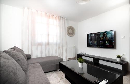 Markopoulon Apartamento | NS-George Apartments by the Airport