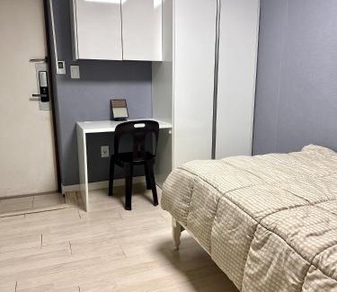 Inheon Apartamento | NS Nakseongdae Station is a two-minute walk away from my home