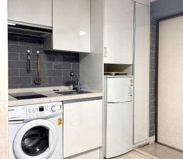 Inheon Apartamento | NS Nakseongdae Station is a two-minute walk away from my home