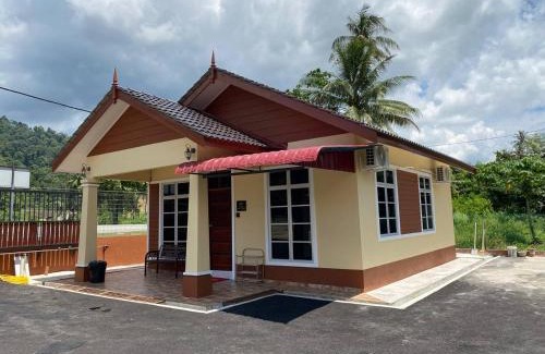 Kampung Perupuk Casa | NSJay Guest House