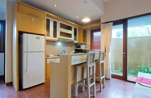 Taman Griya Casa | Nuansa Kori House 4 Bedrooms, Jimbaran