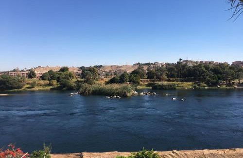 Aswan Cabina | Nubian Beach - حسن فوكس