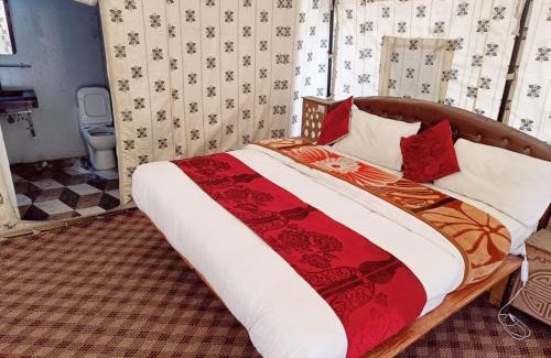 Hunder Cabina | Nubra Ethnic Camp , Hunder