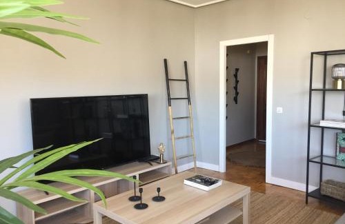 Ourense Apartamento | *NUEVO Piso en Ourense WIFI Parking*