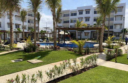 Cerritos Apartamento | Nuevo y Muy Bonito Departamento Con Vista a la Alberca - Residencial Almarena I