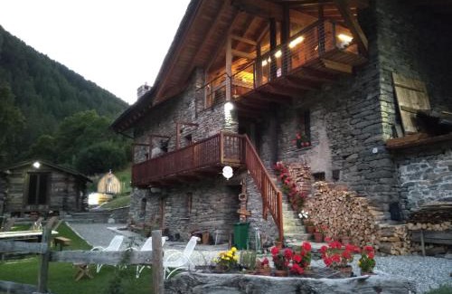 Saint-Rhemy-en-Bosses Cama Y Desayuno | Nuit a Pleiney
