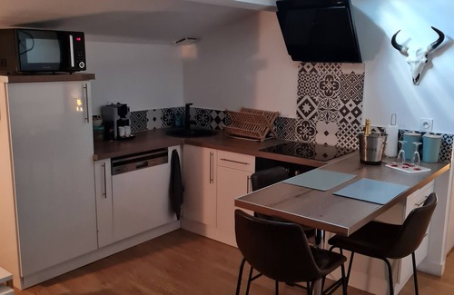 Pont-de-Veyle Apartamento | Nuit Romantique, Champagne, Spa-balnéo, Petit dej