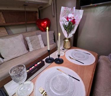 Deauville Alquiler De Eote | Nuit romantique sur un bateau à Deauville