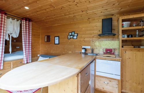 Auriac-du-Perigord Casa | Null 'Tiny House' con jardín privado y aire acondicionado