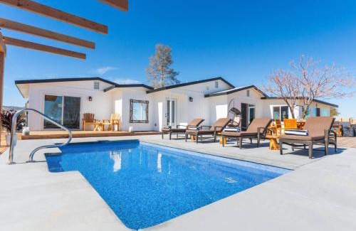 Landers Casa | Number 1 Joshua Tree Escape-Heated Pool