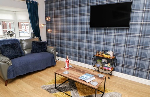 Westoe Cabaña | NUMBER FOUR, pet friendly, character holiday cottage in South Shields