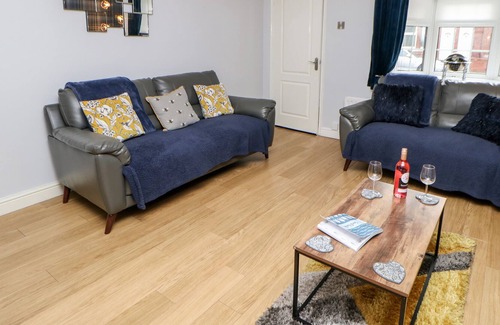 Westoe Cabaña | NUMBER FOUR, pet friendly, character holiday cottage in South Shields