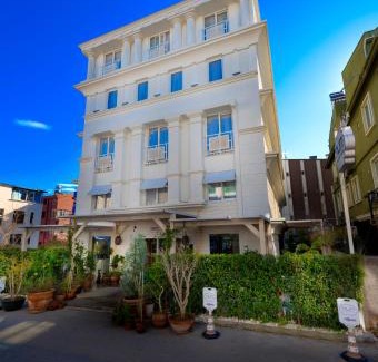 Eski Lara Hotel | Nun Hotel