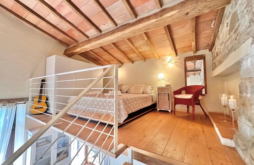 Montalcino Apartamento | Nuovissimo Loft panoramico con giardino a Montalcino